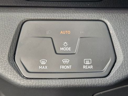 New 2026 Volkswagen ID.4 Pro AWD/4WD image 21