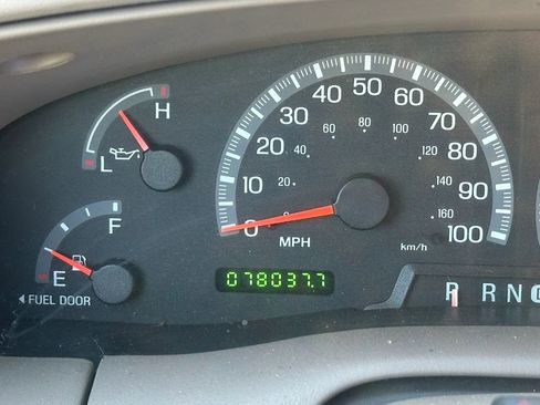 Used 2002 Ford F150 Short Bed 4D image 4