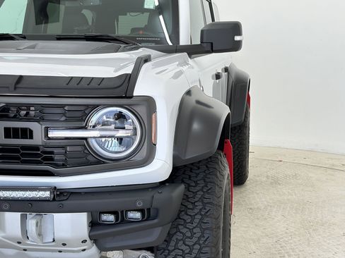 Used 2025 Ford Bronco Raptor AWD/4WD image 11