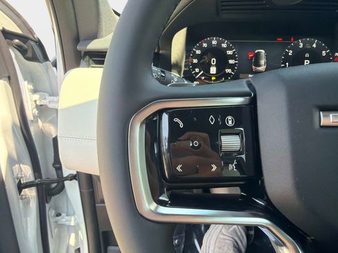New 2026 Land Rover Discovery Sport Landmark AWD/4WD image 26