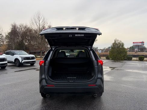 Used 2025 Toyota RAV4 XLE Premium image 5