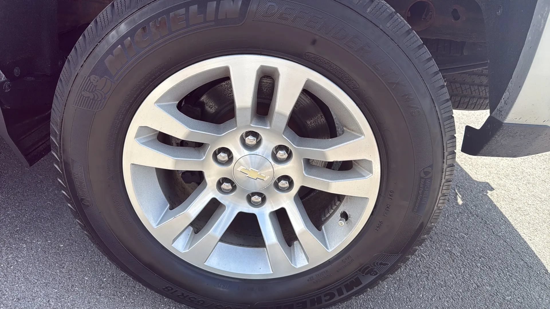 Used 2018 Chevrolet Silverado 1500 LTZ AWD/4WD image 6