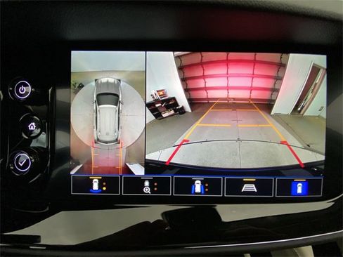 Used 2023 Buick Envision Avenir image 17