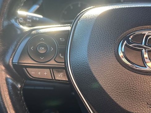 Used 2023 Toyota Corolla SE image 18