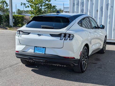 Used 2025 Ford Mustang Mach-E Premium image 4