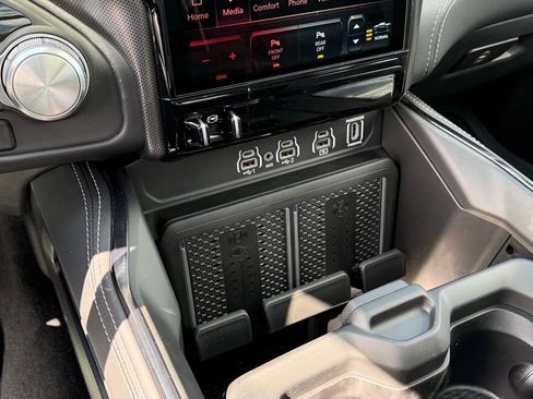 New 2026 RAM 1500 Limited AWD/4WD image 23