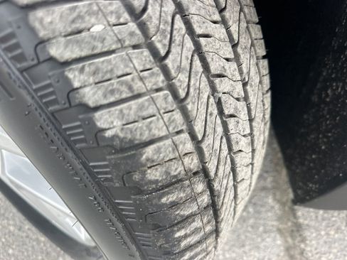 Used 2024 Chevrolet Equinox LT w/ Driver Convenience Package image 32