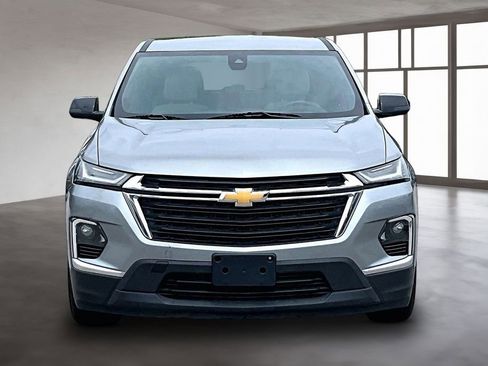 Used 2023 Chevrolet Traverse LS FWD image 4