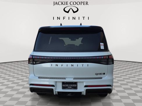 Certified 2025 INFINITI QX80 Autograph w/ Autograph Exterior Package AWD/4WD image 6