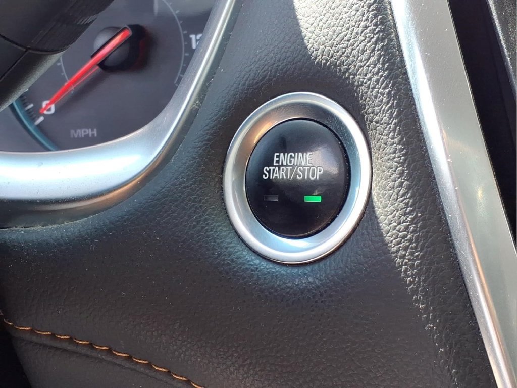Used 2020 Chevrolet Traverse LS w/ LPO, Floor Liner Package FWD image 23