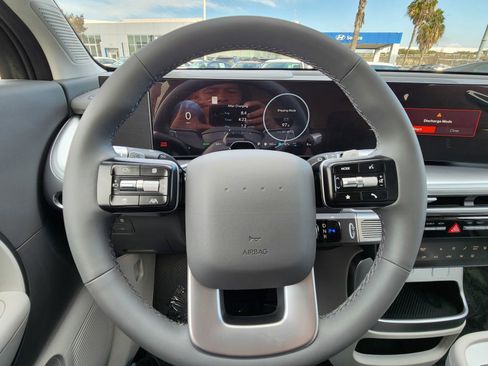 New 2026 Hyundai Ioniq 9 SE AWD/4WD image 17