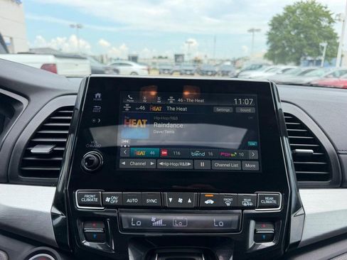 Used 2018 Honda Odyssey EX-L image 17