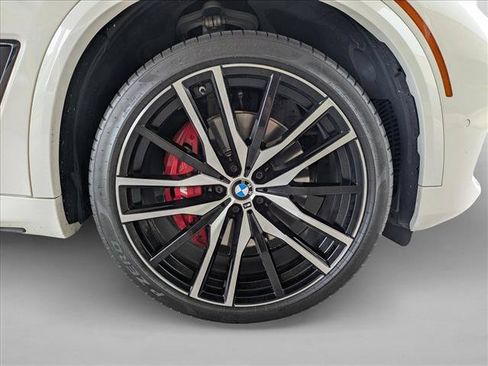 Used 2021 BMW X5 sDrive40i w/ M Sport Package RWD image 23