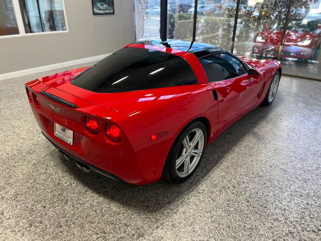 Used 2008 Chevrolet Corvette Coupe w/ Preferred Equipment Group RWD image 5