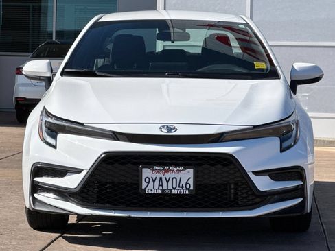 Used 2025 Toyota Corolla SE FWD image 10