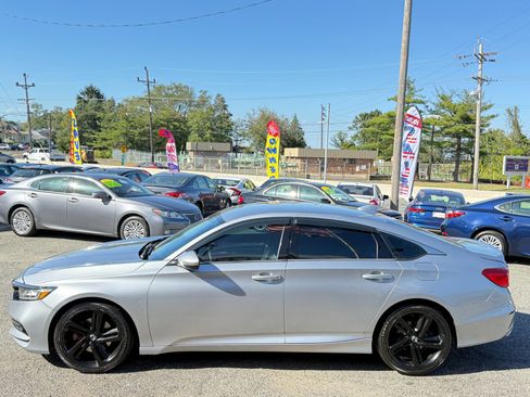 Used 2019 Honda Accord Sport image 7