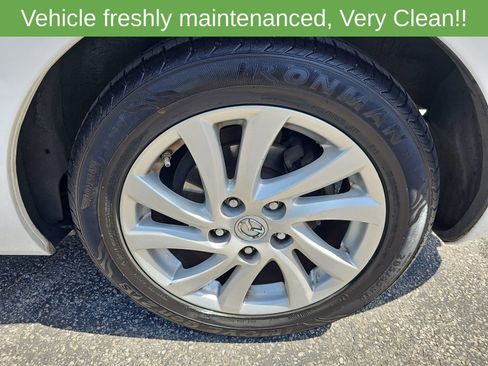 Used 2012 MAZDA MAZDA3 i Touring FWD image 35