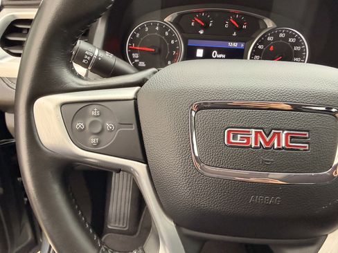 Used 2020 GMC Acadia SLT w/ Trailering Package image 17