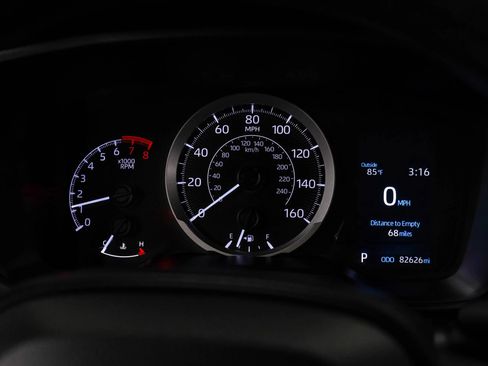 Used 2022 Toyota Corolla LE image 18