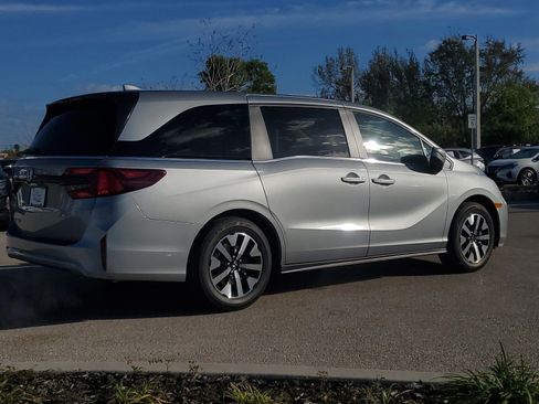 New 2026 Honda Odyssey EX-L image 5