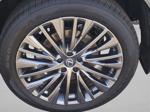 New 2026 Lexus RX 350 w/ Luxury Package image 10