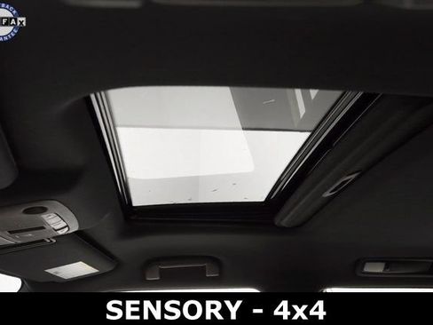 Used 2024 INFINITI QX80 Sensory image 20