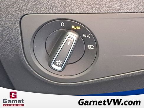 Certified 2022 Volkswagen Tiguan SE image 26