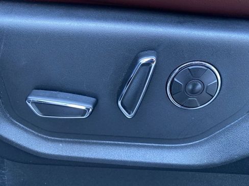 Used 2019 Ford F150 Platinum w/ Technology Package image 10