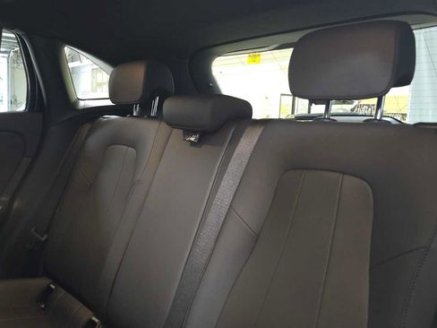 Used 2025 Mercedes-Benz GLA 250 image 17