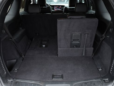 Used 2024 Dodge Durango GT image 19