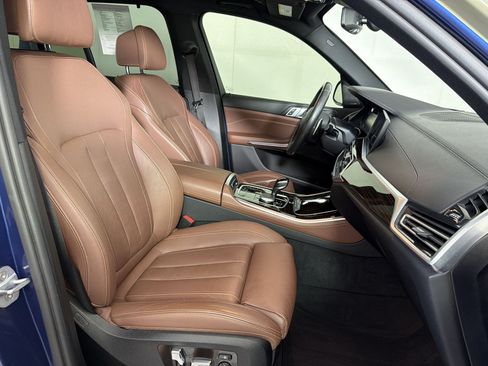 Used 2020 BMW X5 M50i w/ Executive Package AWD/4WD image 25
