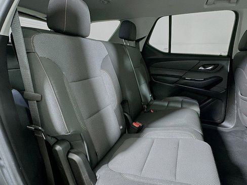 Used 2021 Chevrolet Traverse LS FWD image 26