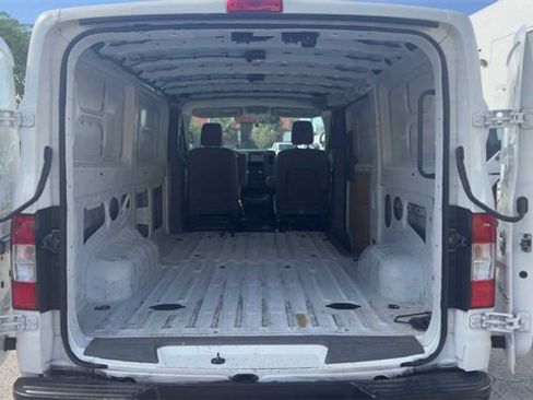 Used 2021 Nissan NV 2500 S image 28