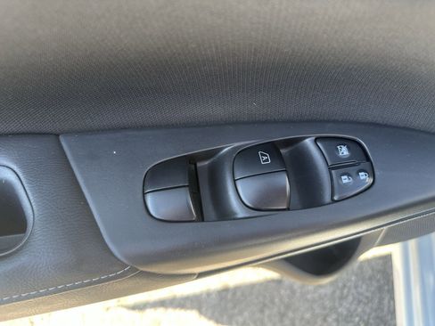 Used 2017 Nissan Sentra S image 15