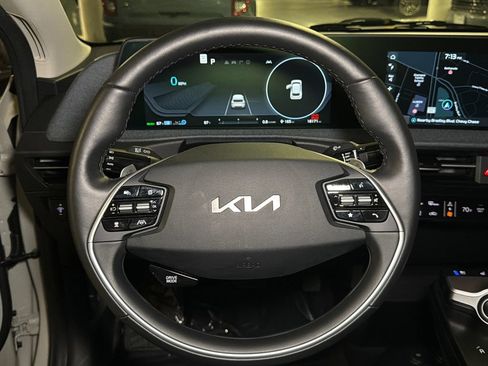 Certified 2024 Kia EV6 Wind w/ Wind Technology Package AWD/4WD image 36