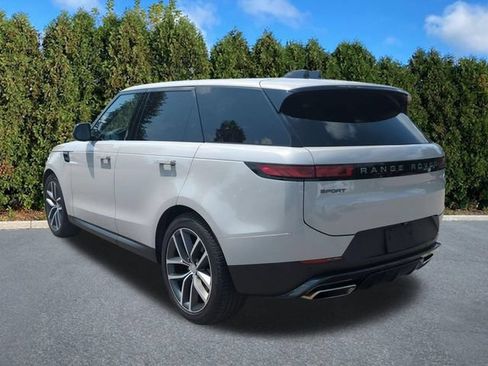 Used 2023 Land Rover Range Rover Sport SE AWD/4WD image 6