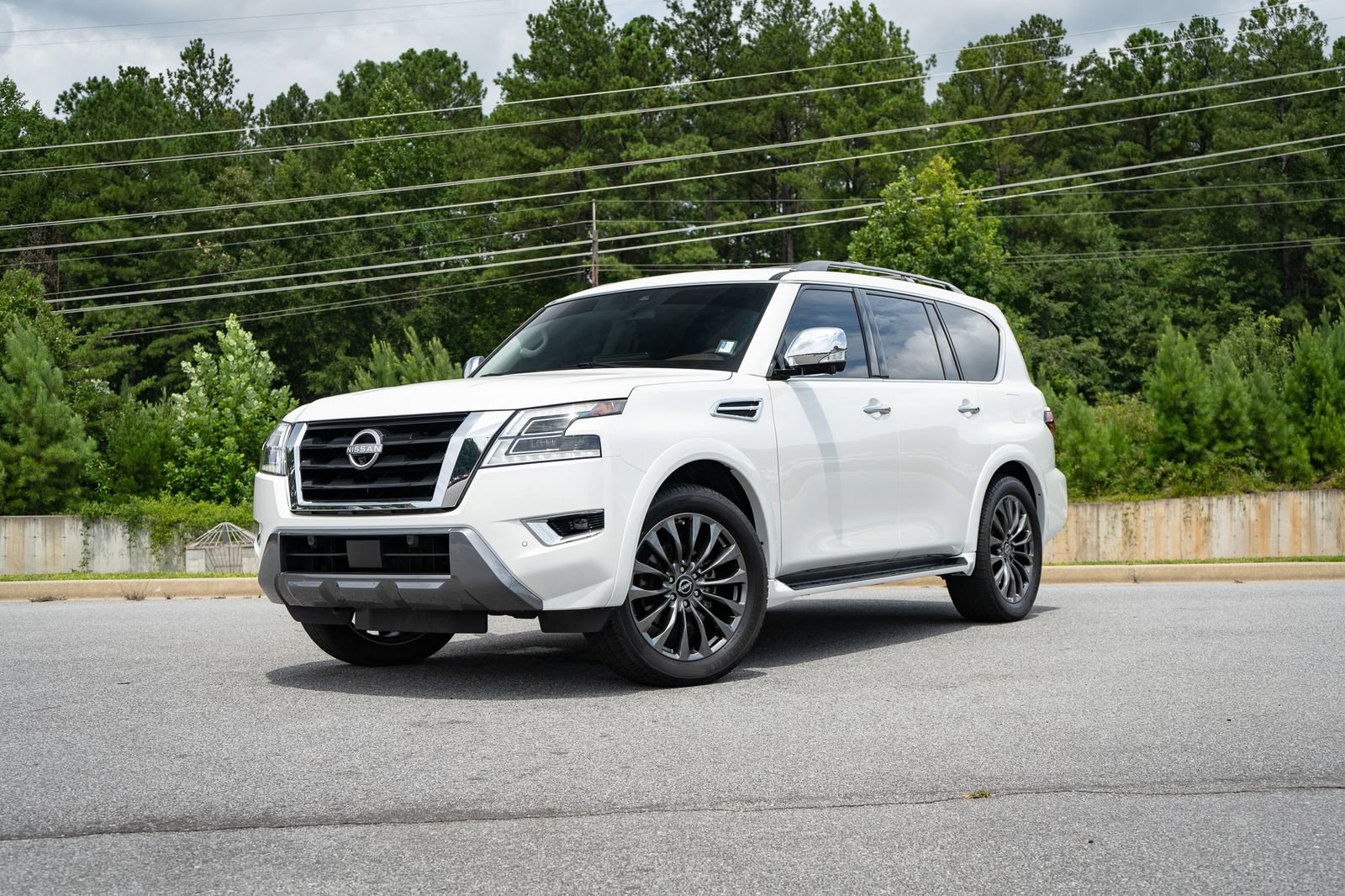 Used 2024 Nissan Armada Platinum w/ Cargo Package RWD image 1