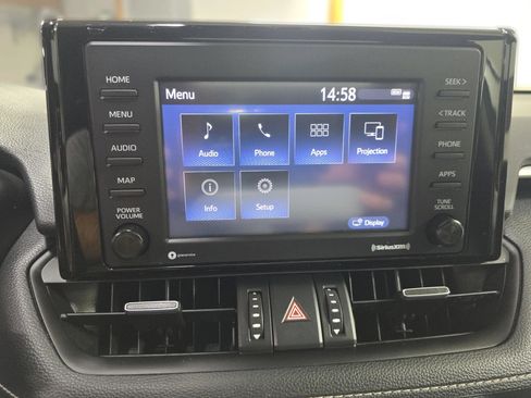 Used 2022 Toyota RAV4 XLE Premium FWD image 32
