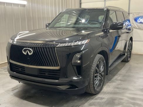 Used 2026 INFINITI QX80 Autograph w/ Premium Cargo Package AWD/4WD image 4