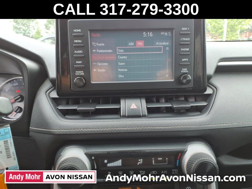 Used 2019 Toyota RAV4 LE AWD/4WD image 29