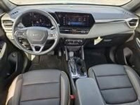 New 2025 Chevrolet TrailBlazer ACTIV w/ Convenience Package FWD image 6