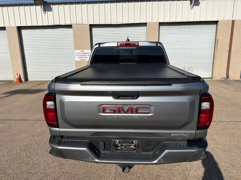 Used 2024 GMC Canyon AT4 w/ Technology Package AWD/4WD image 4