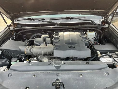 Used 2016 Toyota 4Runner SR5 Premium image 30