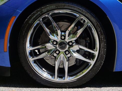 Used 2015 Chevrolet Corvette Stingray Coupe w/ 2LT Preferred Equipment Group RWD image 12