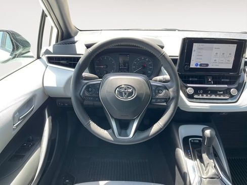 Used 2024 Toyota Corolla SE FWD image 12