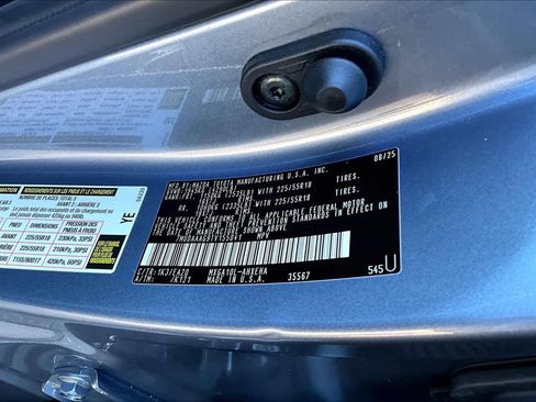 Used 2026 Toyota Corolla Cross XLE image 34