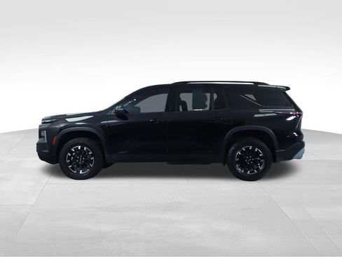 Used 2024 Chevrolet Traverse Z71 AWD/4WD image 6