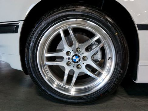 Used 1999 BMW 740iL image 43