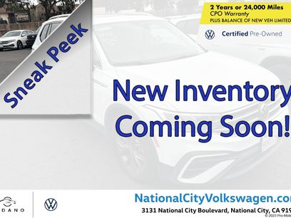 Used 2022 Volkswagen Tiguan SE w/ Panoramic Sunroof Package