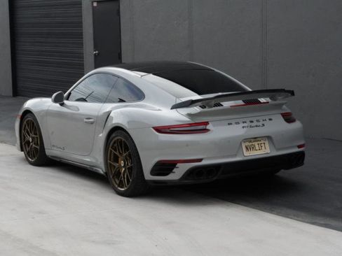 Used 2018 Porsche 911 Turbo S image 21
